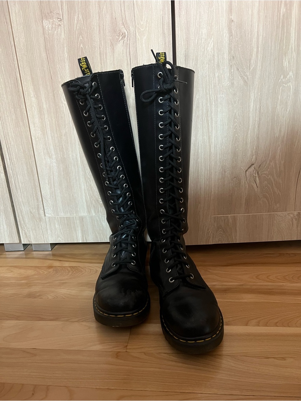 Dr. Martens Black Knee High 20-Eye Lace Up Boots US 9 / UK 7 / EU 41